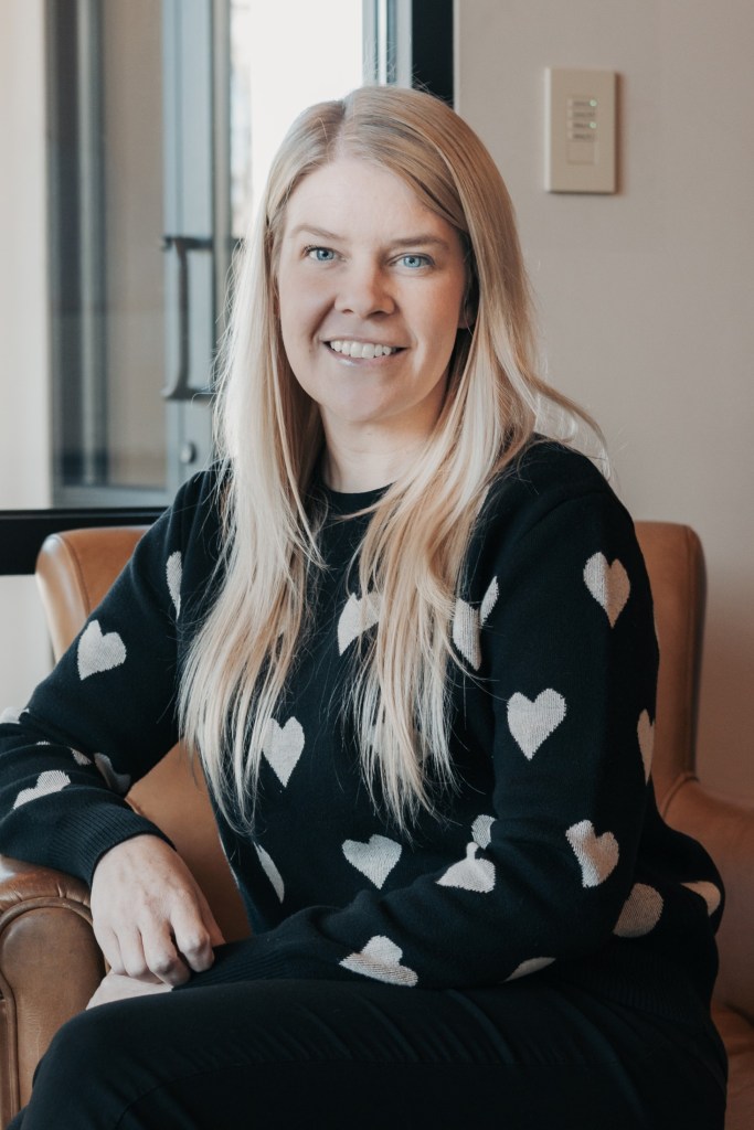Brie – Front Office