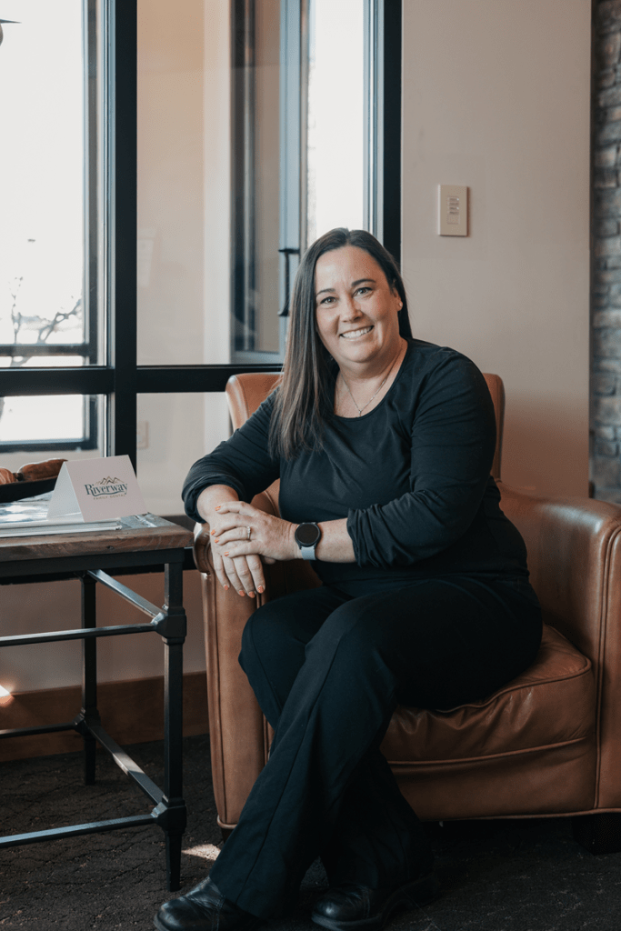 Jovon Thompson – Dental Assistant