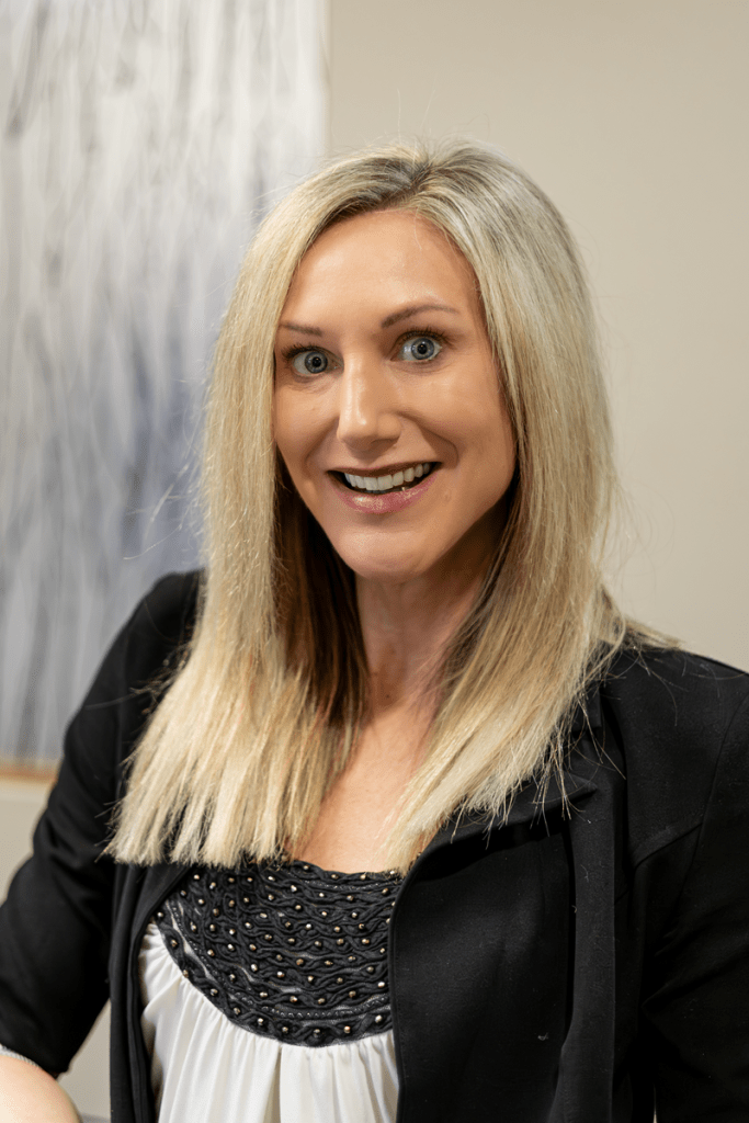 Jena Gwinn – Hygienist
