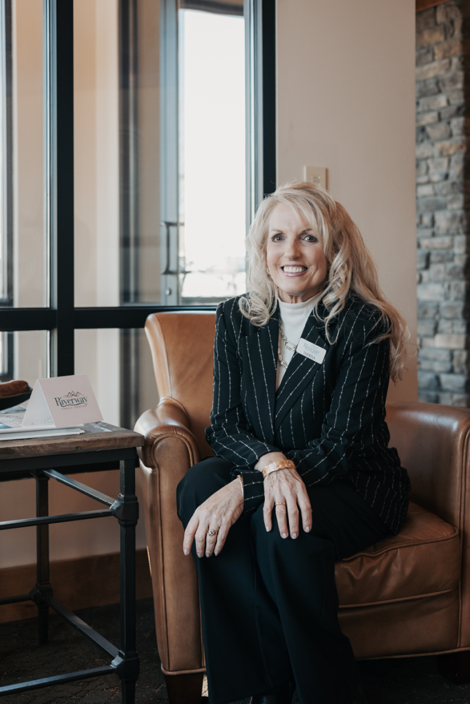 Theresa – Office Manager